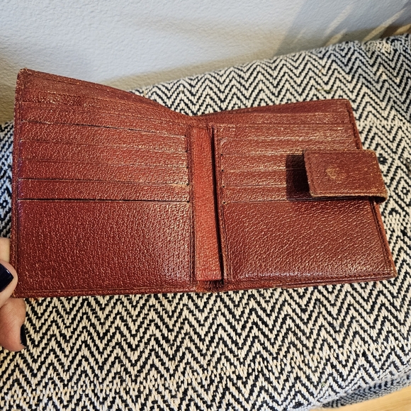 Gucci Wallet - Picture 4 of 7